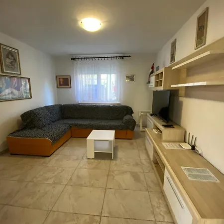 And Josip 2007 רוביני