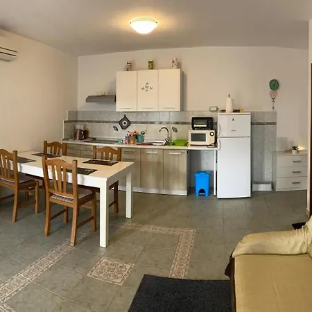 And Josip 2007 Guest house Rovinj